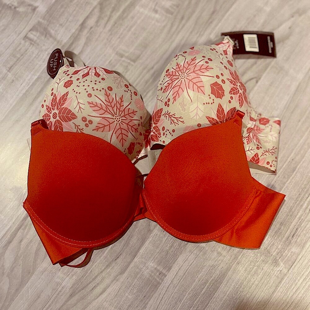 YMI 2-Pack Push-Up Bras – Strapless to Crisscross Convertible